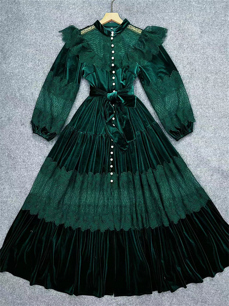 2023 New Fashion Long Sleeve Velvet Lace Dress With Large Skirt and Decorate With Pearl Elegant Maxi Long Sleeves Dress