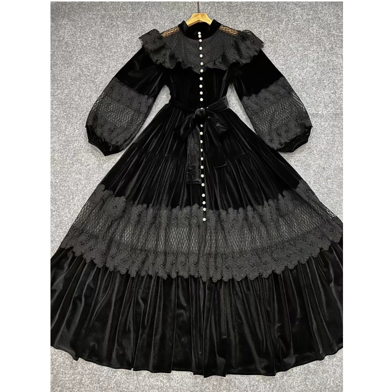 2023 New Fashion Long Sleeve Velvet Lace Dress With Large Skirt and Decorate With Pearl Elegant Maxi Long Sleeves Dress